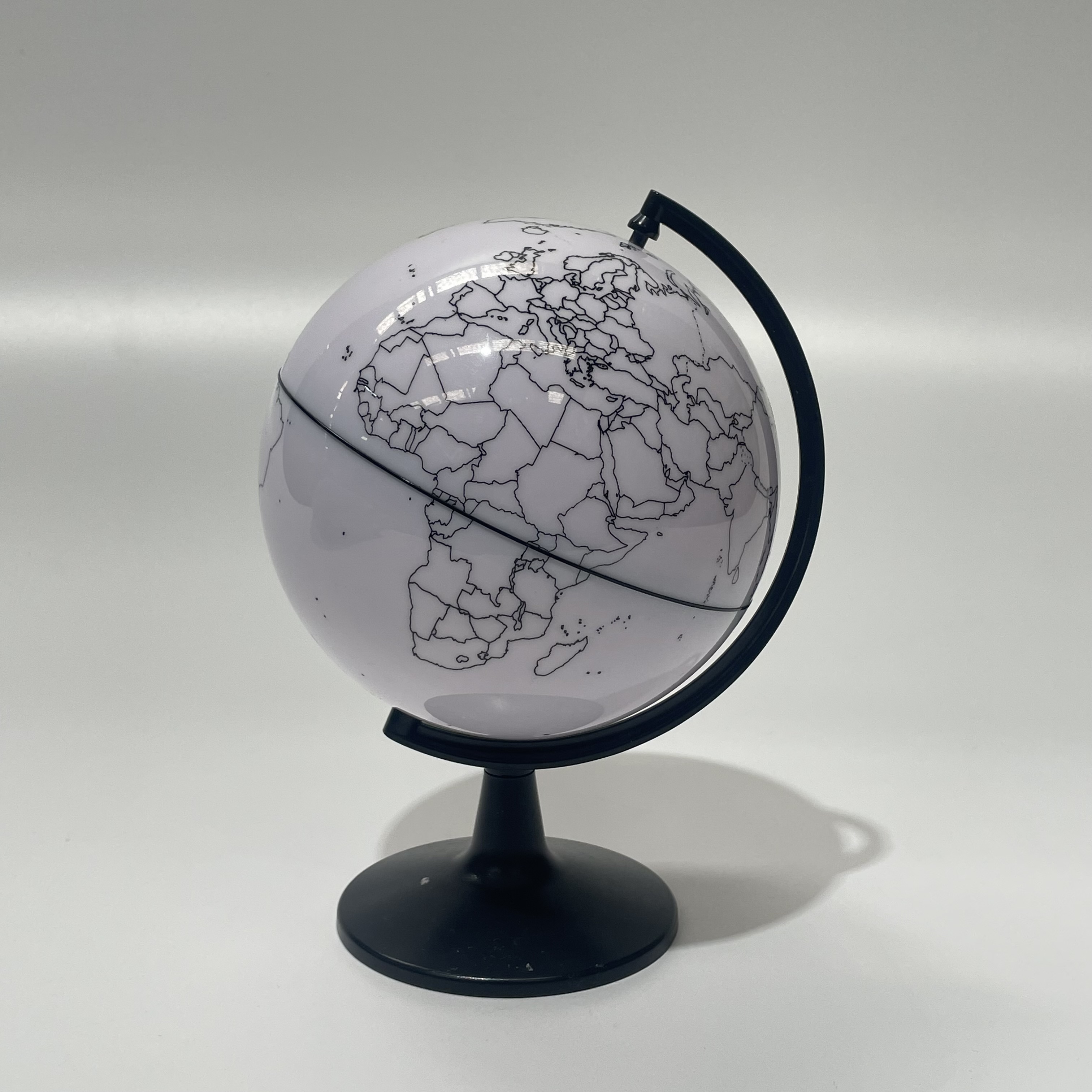 GLOBE, Minimalist World Globe, Small, Plastic 