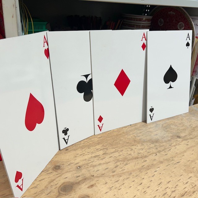 PLAYING CARD, Vinyl Oversized Ace Suite 40cm x 27.5cm ( Heart, Dimaond, Club, Spade )