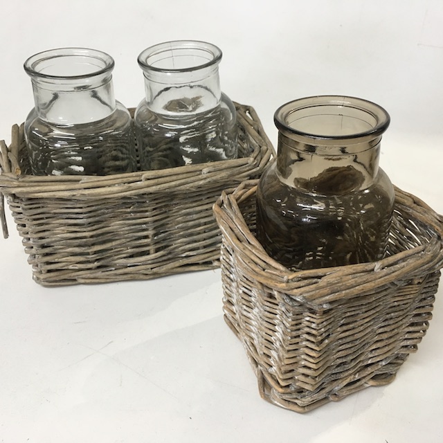 BOTTLE CADDY, Small Wicker Double & BOT0041 - BOTTLE CADDY, Small Wicker Single