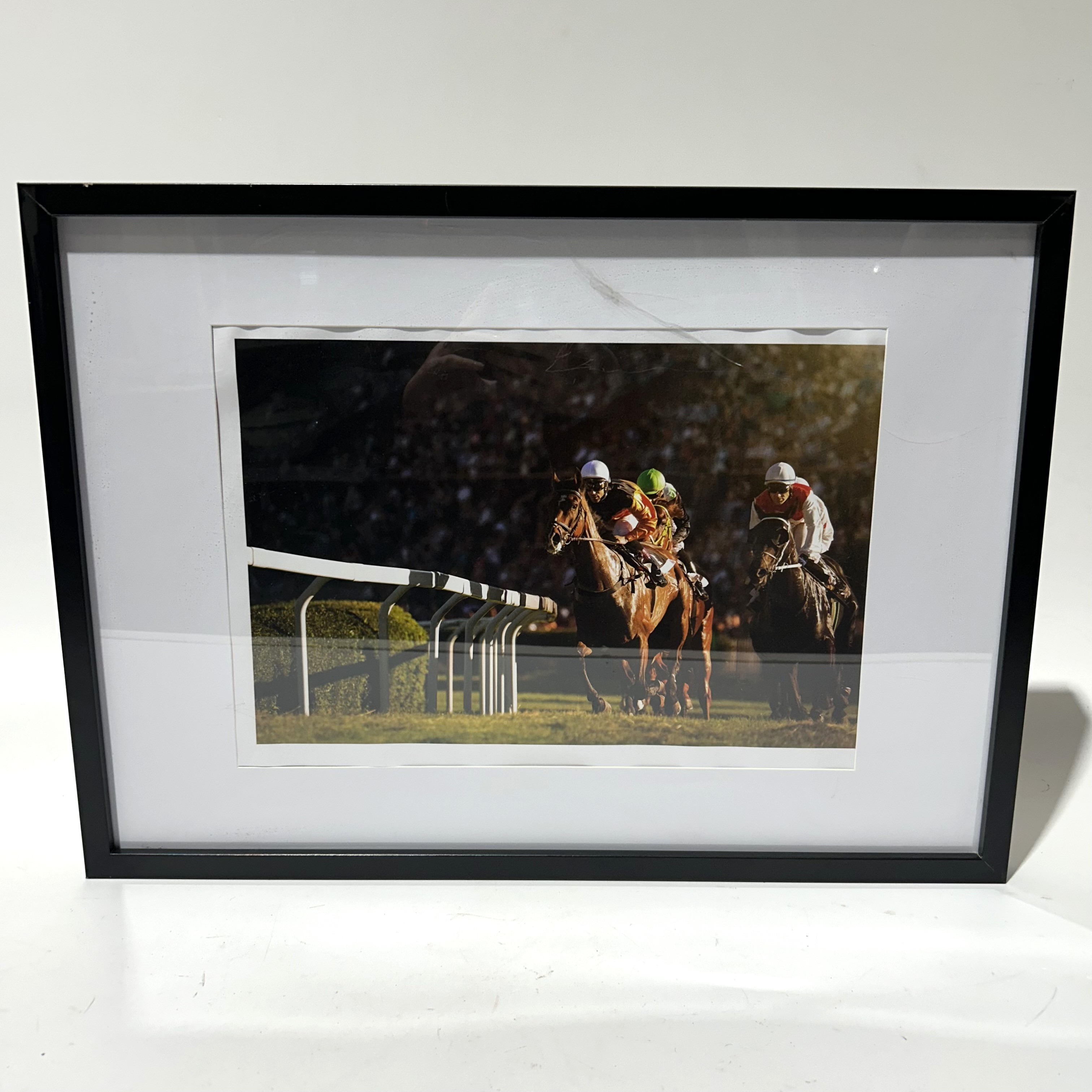 ARTWORK, Horse Racing Print Coloured Front Shot 62cm x 45cm