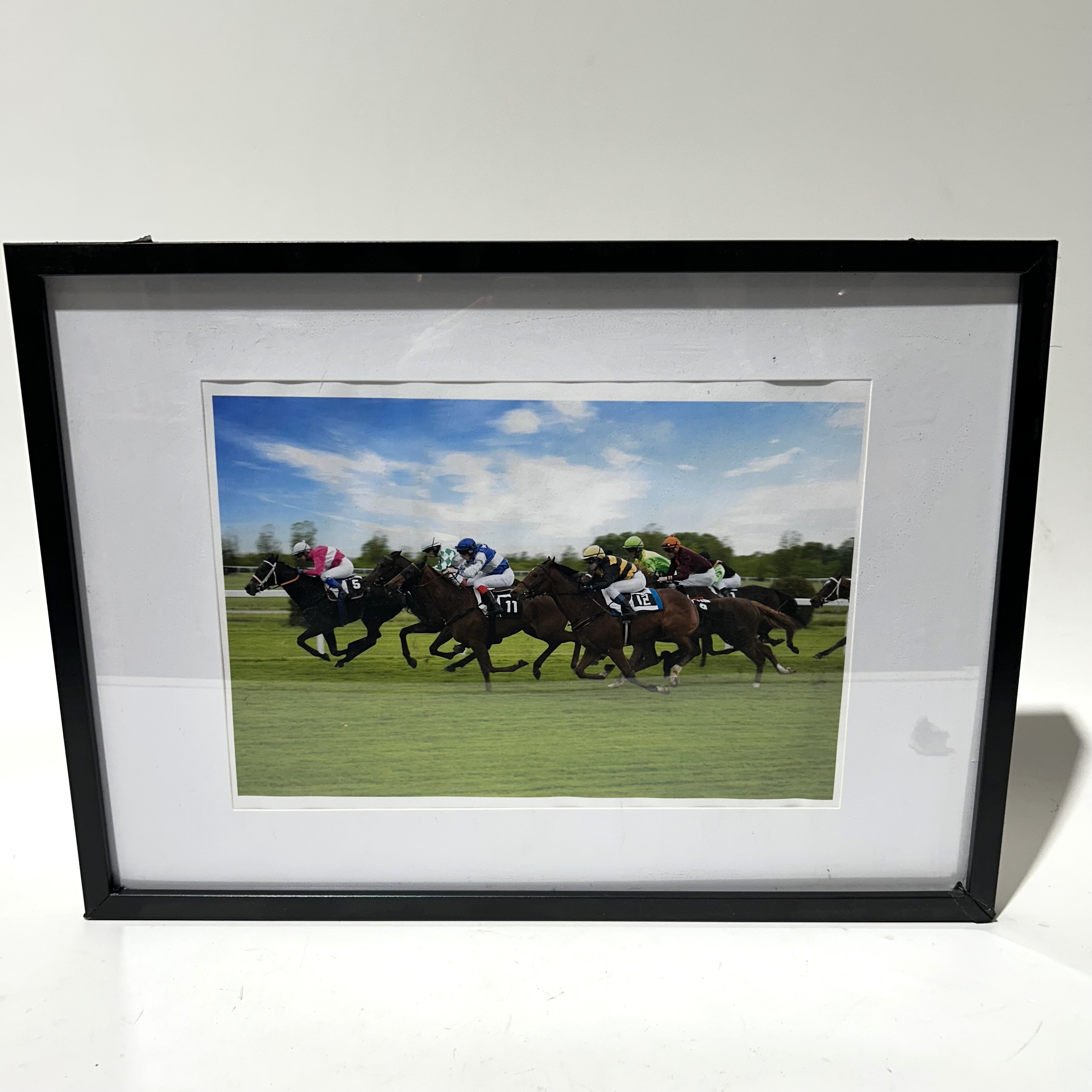 ARTWORK, Horse Racing Print Coloured Side Shot 62cm x 45cm