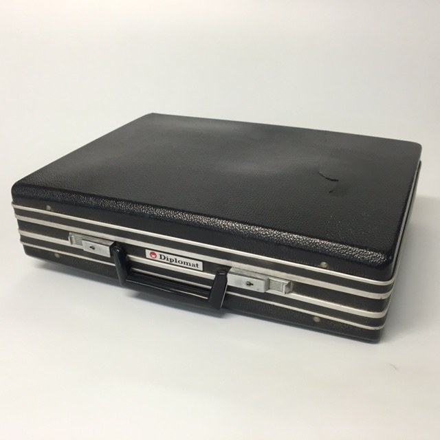 BRIEFCASE, Hardcase - Black w Aluminum Detail (Diplomat)