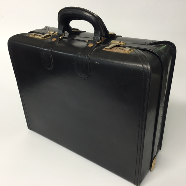 BRIEFCASE, Legal Style Ex Wide - Black w Rounded Corner