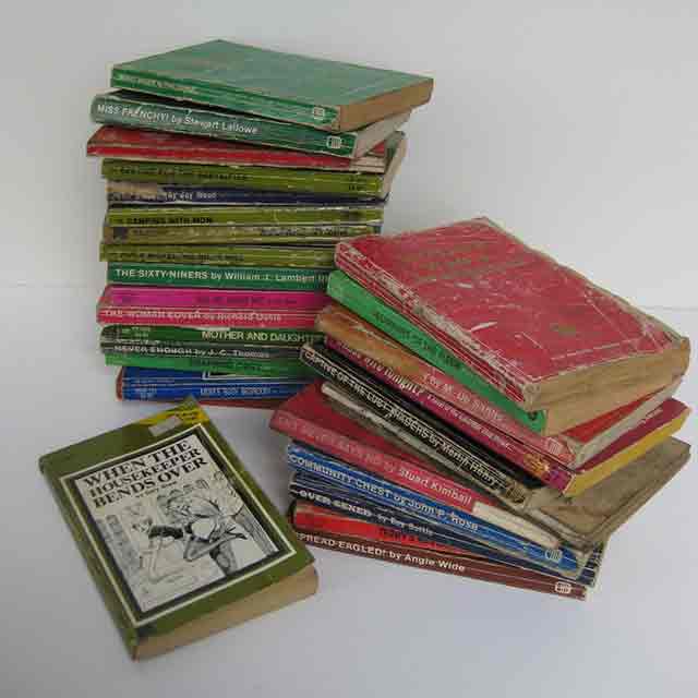 BOOK, Paperback - Romance Novels Assorted