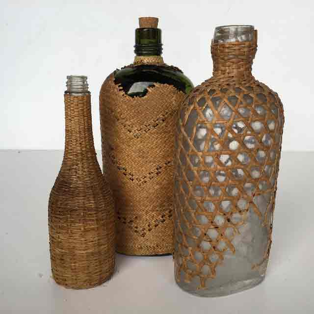 BOTTLE, Vintage Wicker Covered