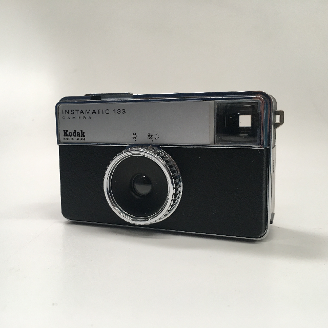 CAMERA, Instant Camera - Kodak Instamatic 133
