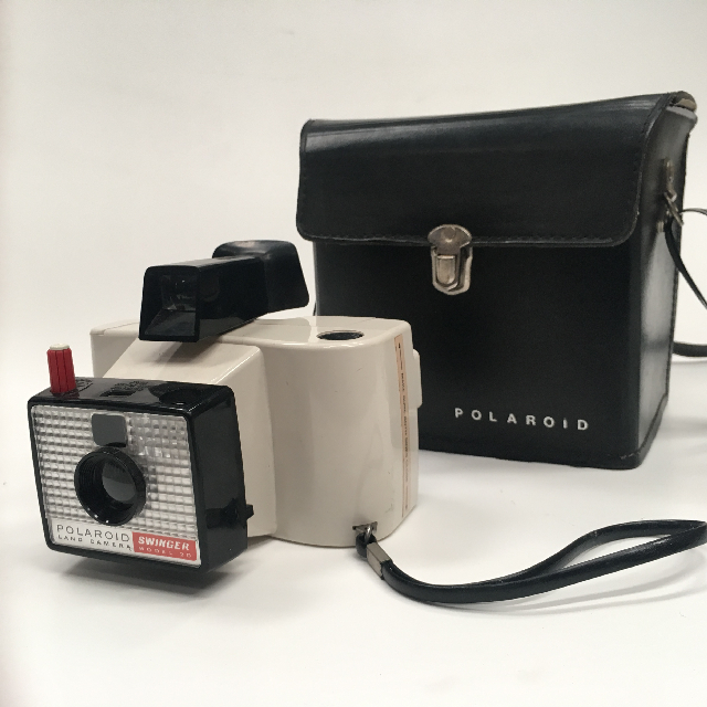 CAMERA, Polaroid Camera - Swinger in Black Hard Case