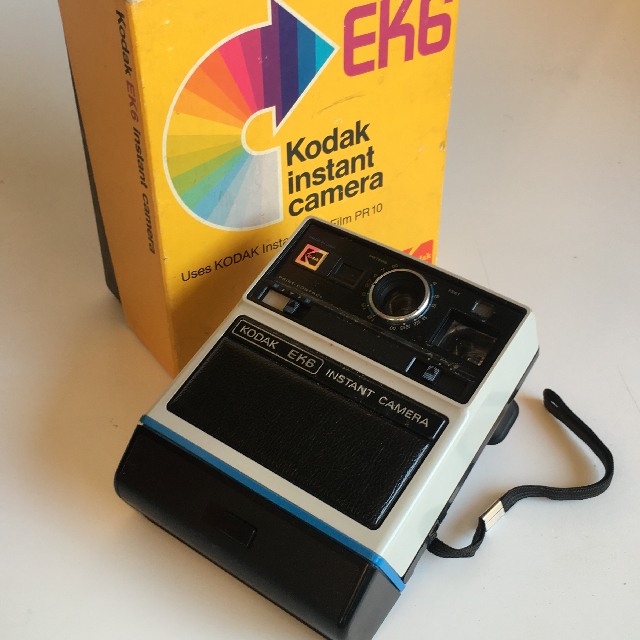 CAMERA, Polaroid Camera - Kodak EK6 in Box