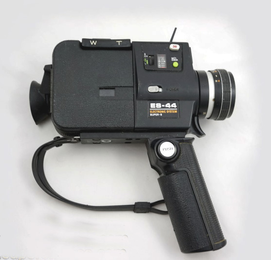 CAMERA, Super 8 - Sanyo ES-44