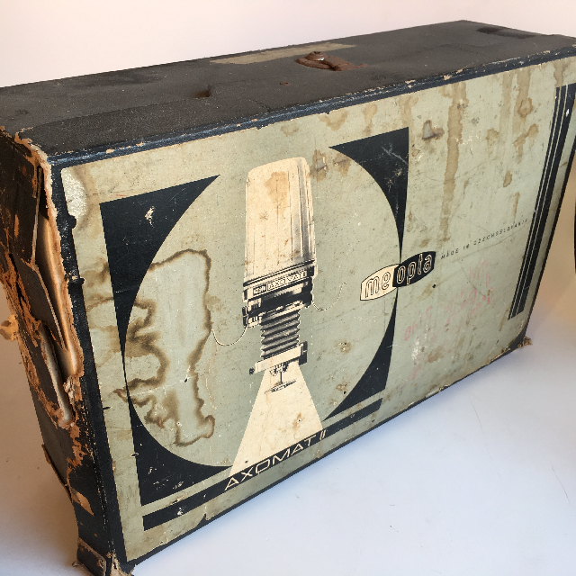 LIGHT, Photographic or Movie Light (Box) Axomat