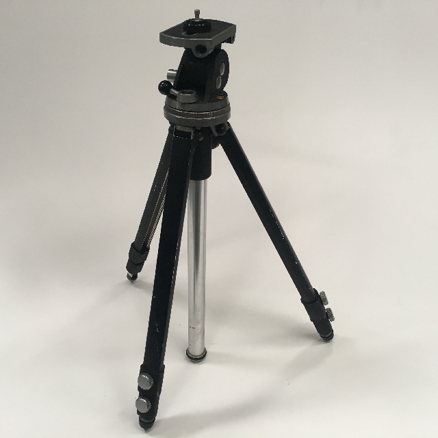 TRIPOD, Black Contemporary