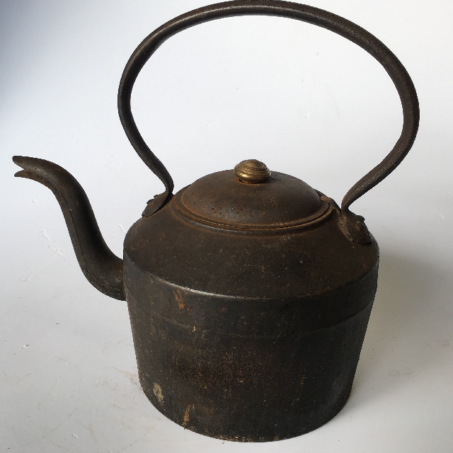 KETTLE, Cast Iron - Large