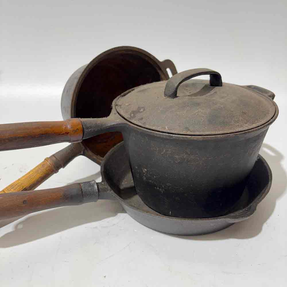 POT, Saucepan or Frypan - Cast Iron w Wood Handle