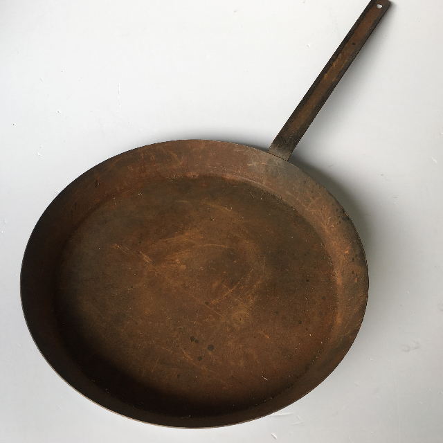 PAN, Frypan Ex Large Cast Iron