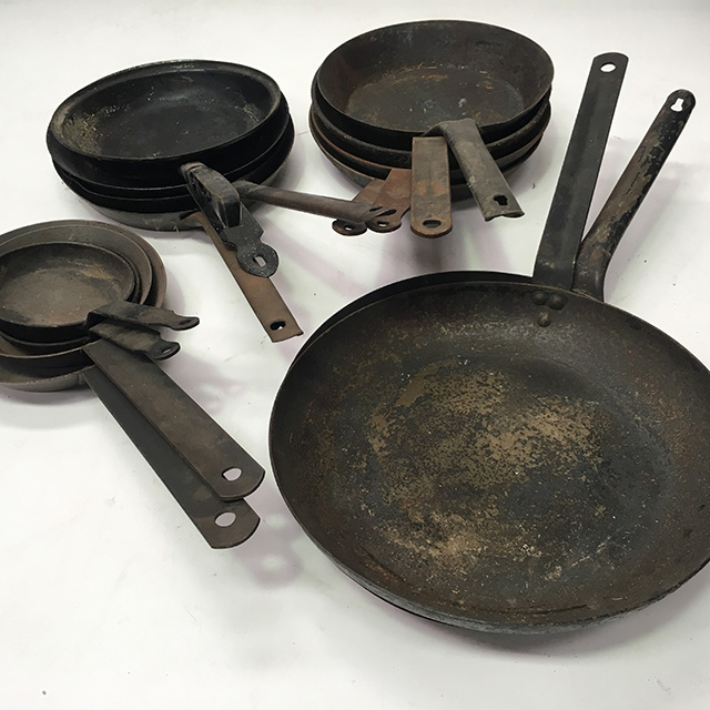 PAN, Frypan - Medium Assorted