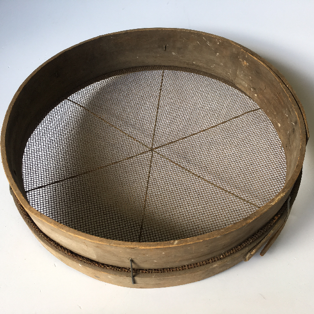 SIEVE, Gold Panning - Wooden Rim and Mesh (50cm D)