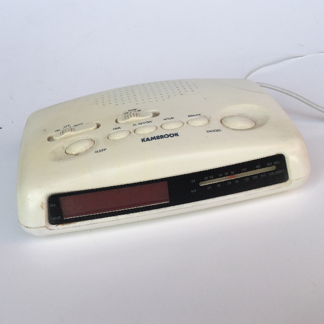CLOCK, Digital Clock Radio - Yellowed Kambrook