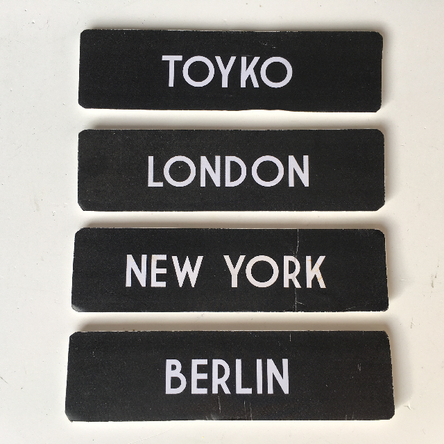 SIGN, World Clock Signs