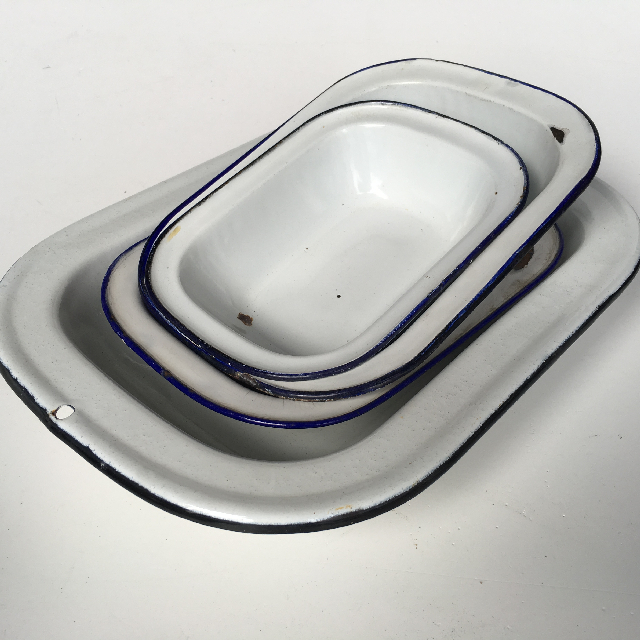 BAKING DISH, White Enamel w Blue Rim - Medium, BAK0006 - BAKING DISH, White Enamel w Blue Rim - Small
