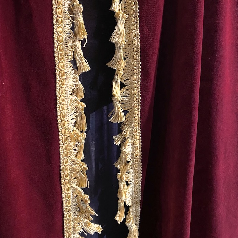 CURTAIN, Dark Red Velvet w Gold Fringed Edge 2.6m x 2.6m drop