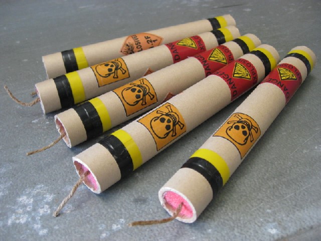 EXPLOSIVES, Dynamite White or Brown