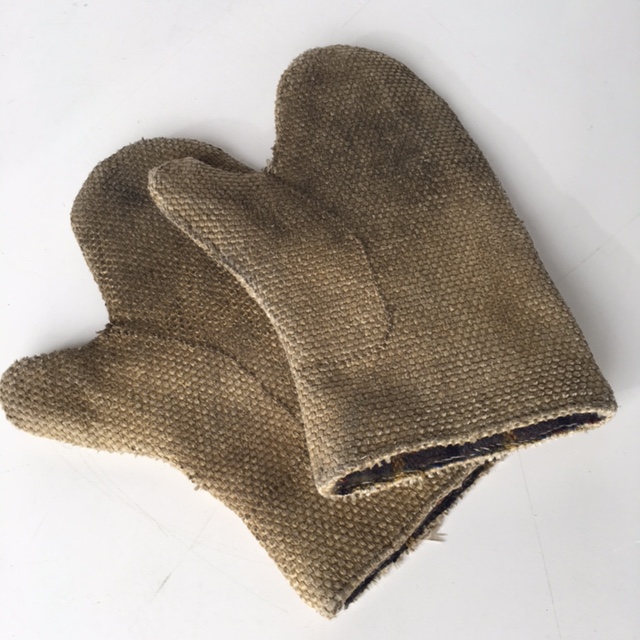 GLOVES, Heat Proof Pair