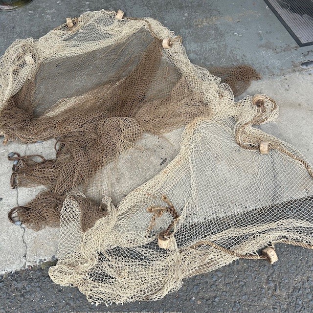 FISHING NET, Natural 2 Tone with Cork Floats 6m x 1.6m