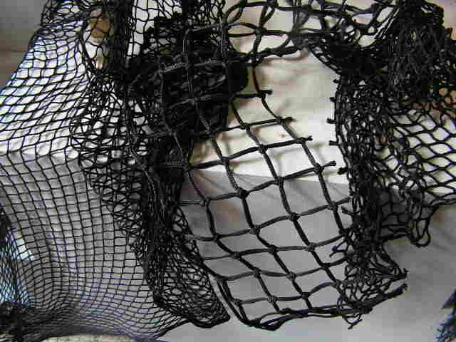 FISHING NET, Black Assorted Small Pieces