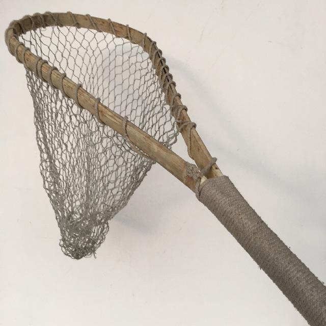 NET, Vintage (Fishing) Short Bound Handle