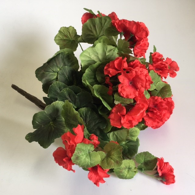 FLOWER SPRAY, Geranium Small - Red