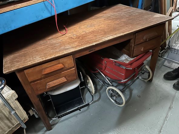 DESK, Timber Teacher's Style 4 Draws ( 77 x 138 x 77cmH )