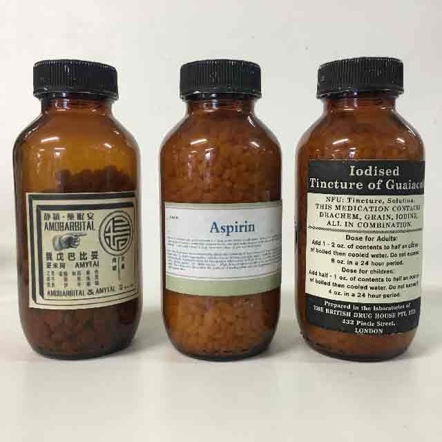 BOTTLE, Medical Medium Brown Glass w Vintage Label