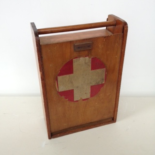 FIRST AID KIT, Timber - Vintage