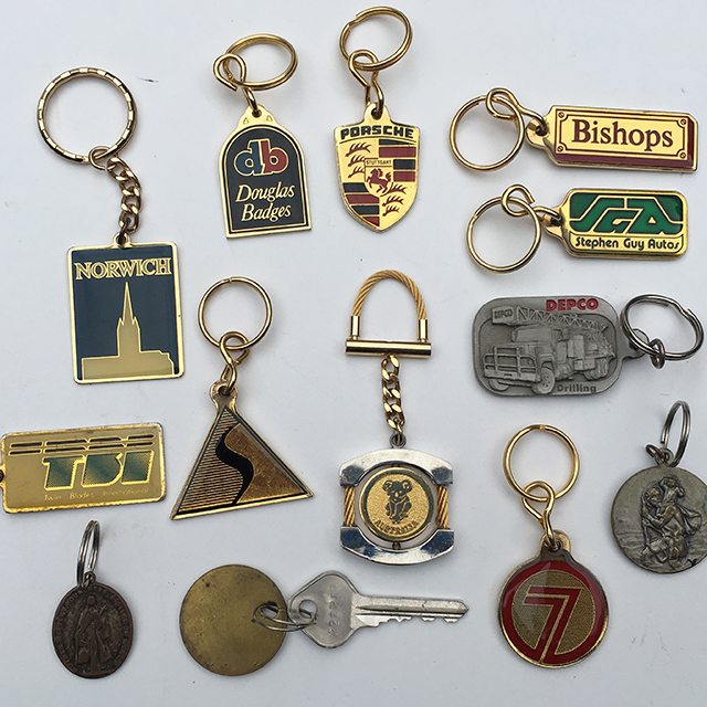 KEY RING, Medallion Style