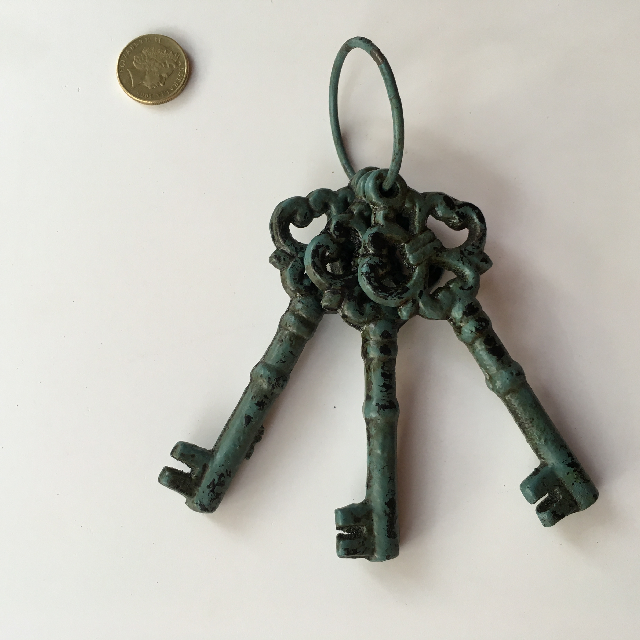 KEY SET, Antique Cast Iron Set of 3 Green