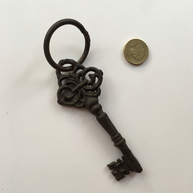 KEY SET, Antique Cast Iron Single
