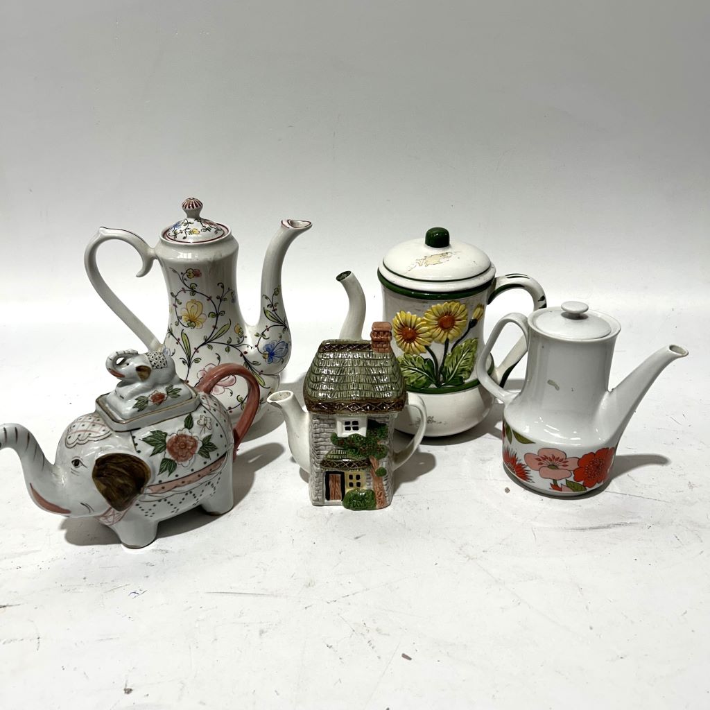 TEAPOTS, Assorted Decorative