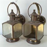 LANTERN, Brass Coach Light - Wall Mount