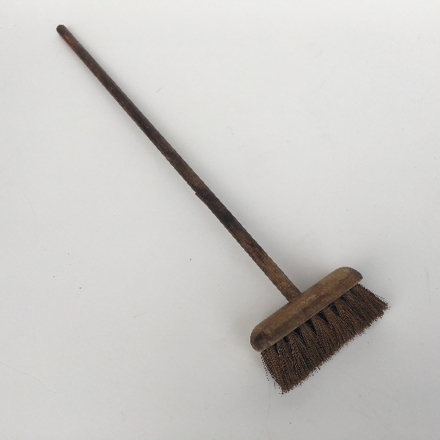 BROOM, Classic Outdoor