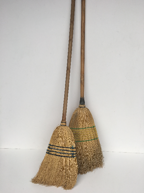 BROOM, Classic Millet Style