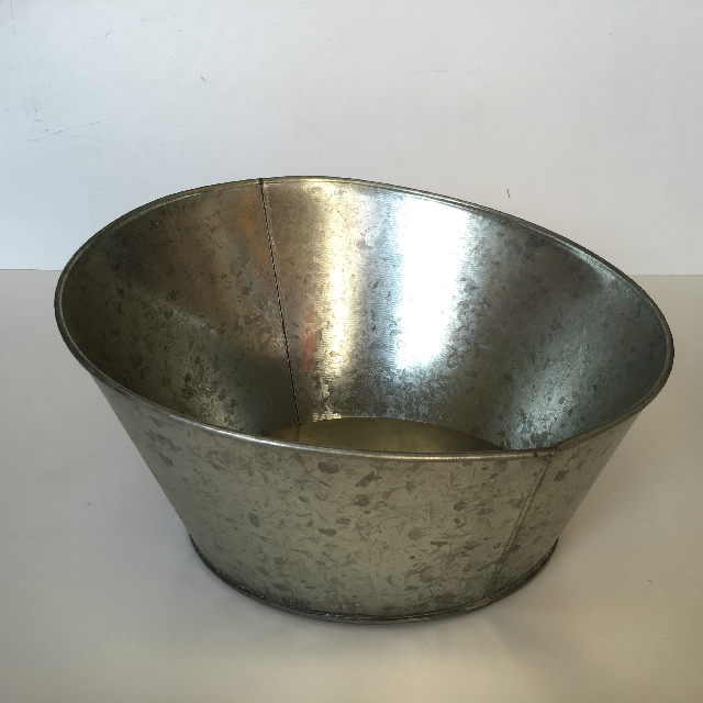 TUB, Galvanised Sloped