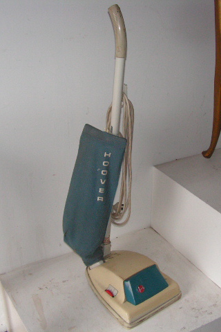 VACUUM, 1950s Hoover Upright Blue