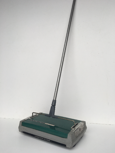 VACUUM, Floor Sweeper Bissell