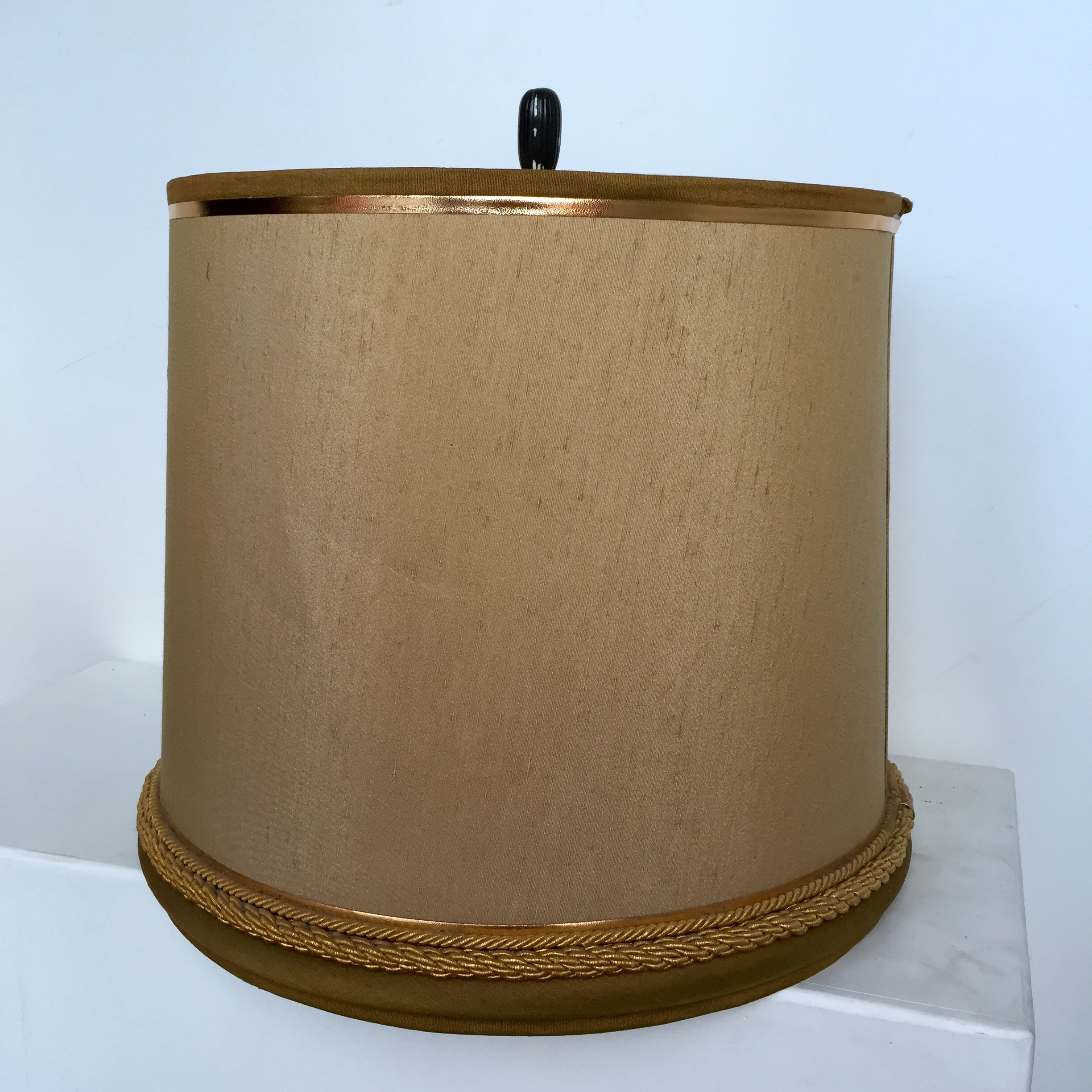 LAMPSHADE - ( Large ) Cream Cylinder w Gold Trim