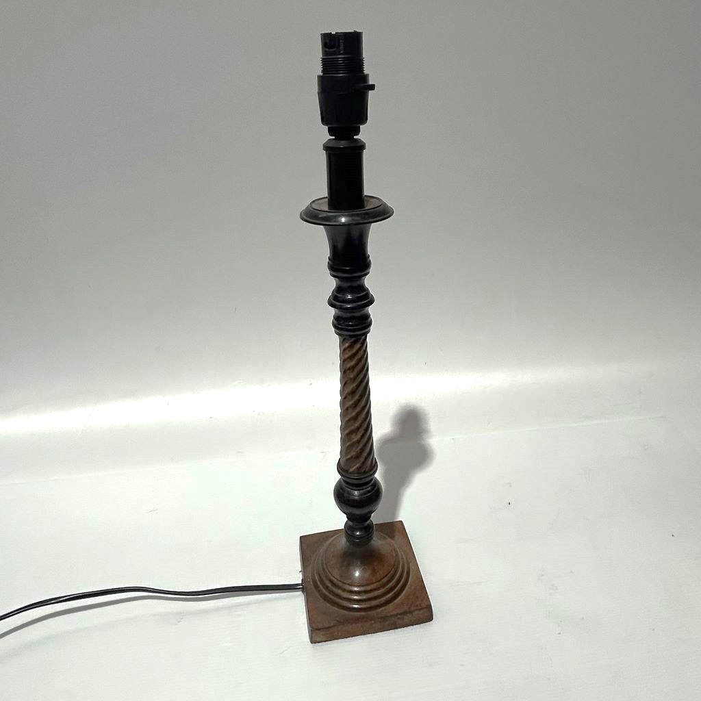 LAMP, Base (Table) - Brass, Turned Style