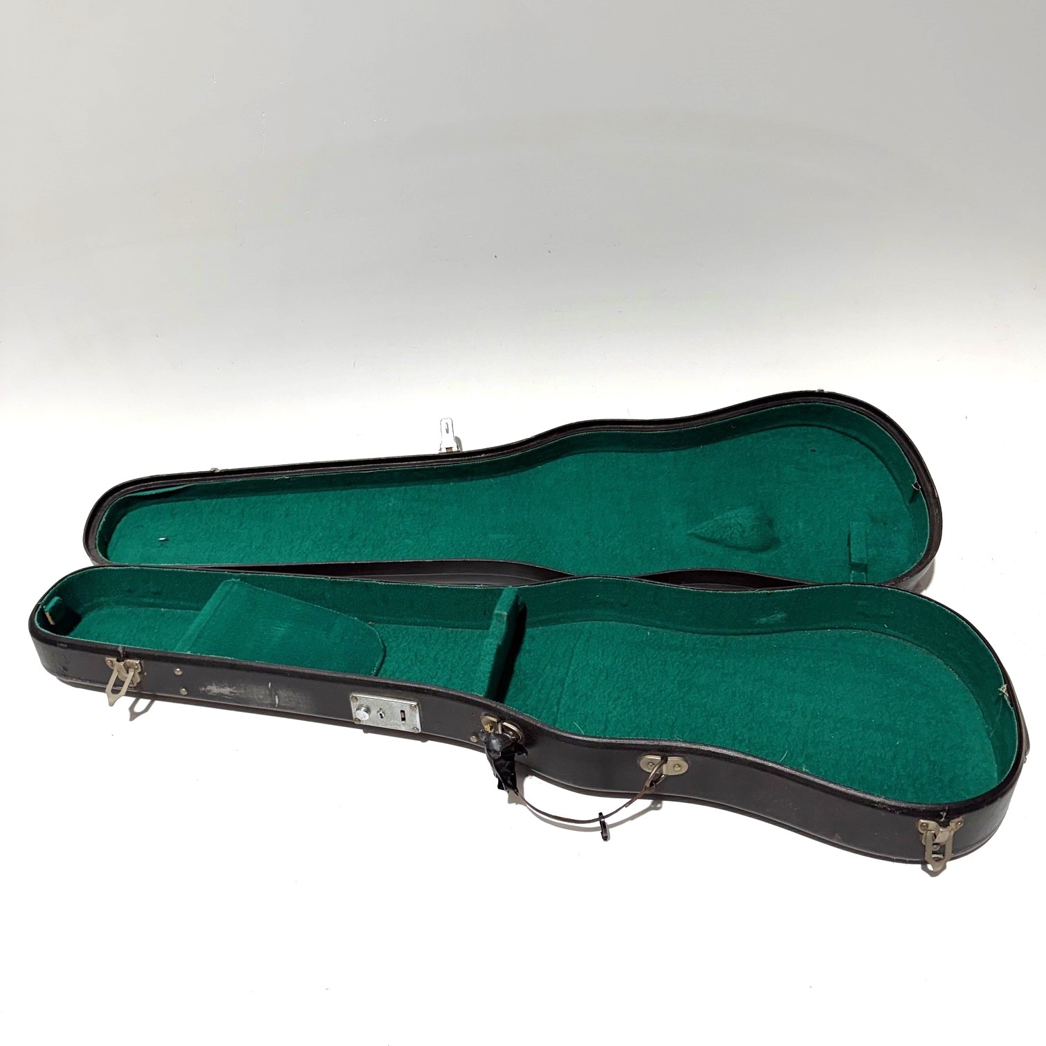 INSTRUMENT CASE, Violin - Black w Green Insert