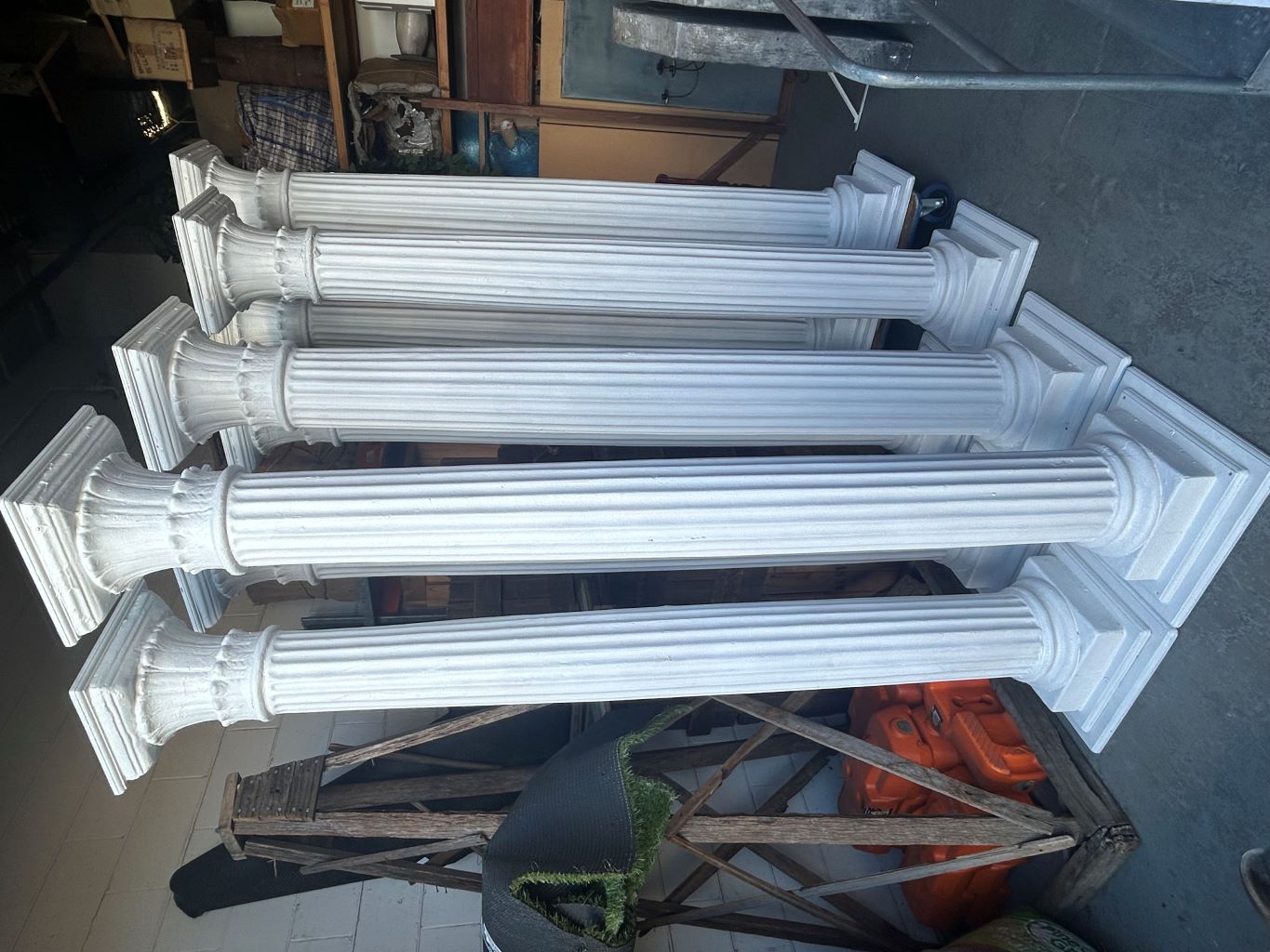 COLUMN, Roman Fluted - 2.35m H x 30cm W base