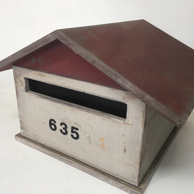 POST BOX, Painted White w Brown Pitched Roof No. 635