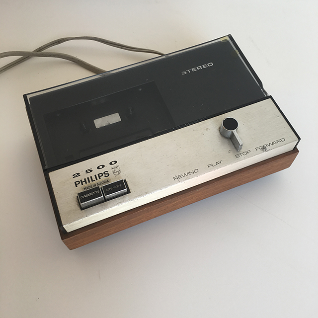CASSETTE, HOLDER - 1970s Philips Silver Veneer