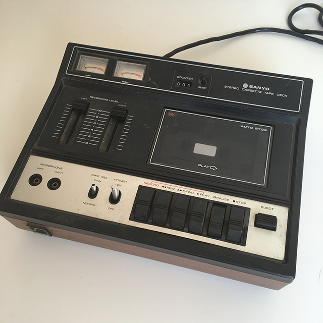 CASSETTE, RECORDER - Black Sanyo